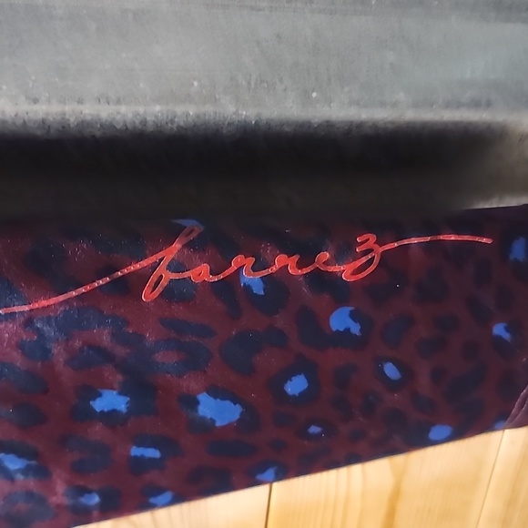 Beyond Yoga x Barre3 exclusive leggings! 7/8 length Size Medium - Picture 9 of 9